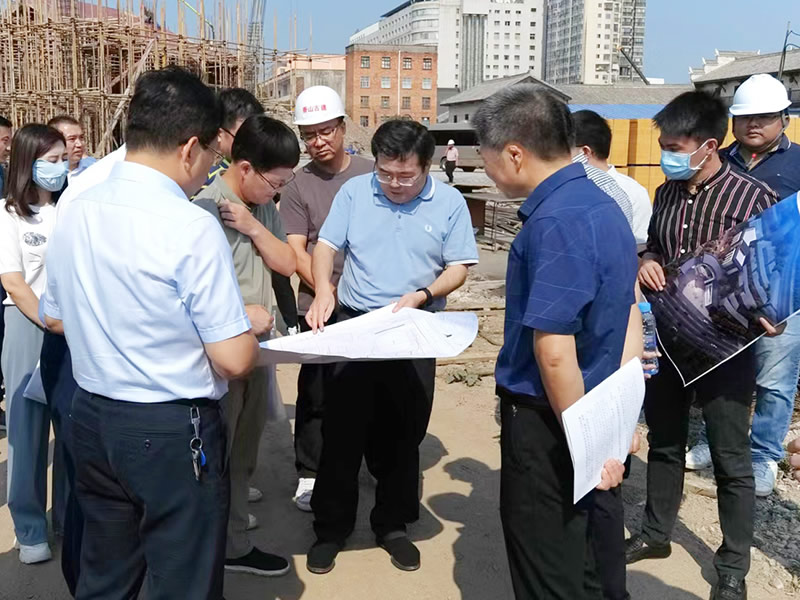 宜春市委副書記孫朝輝率隊(duì)調(diào)研香山古建“沙子巷－五眼井歷史文化展示街區(qū)”項(xiàng)目