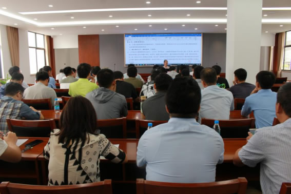 香山古建舉辦“黨建惠企+技藝傳承” 古建園林營造技藝培訓(xùn)